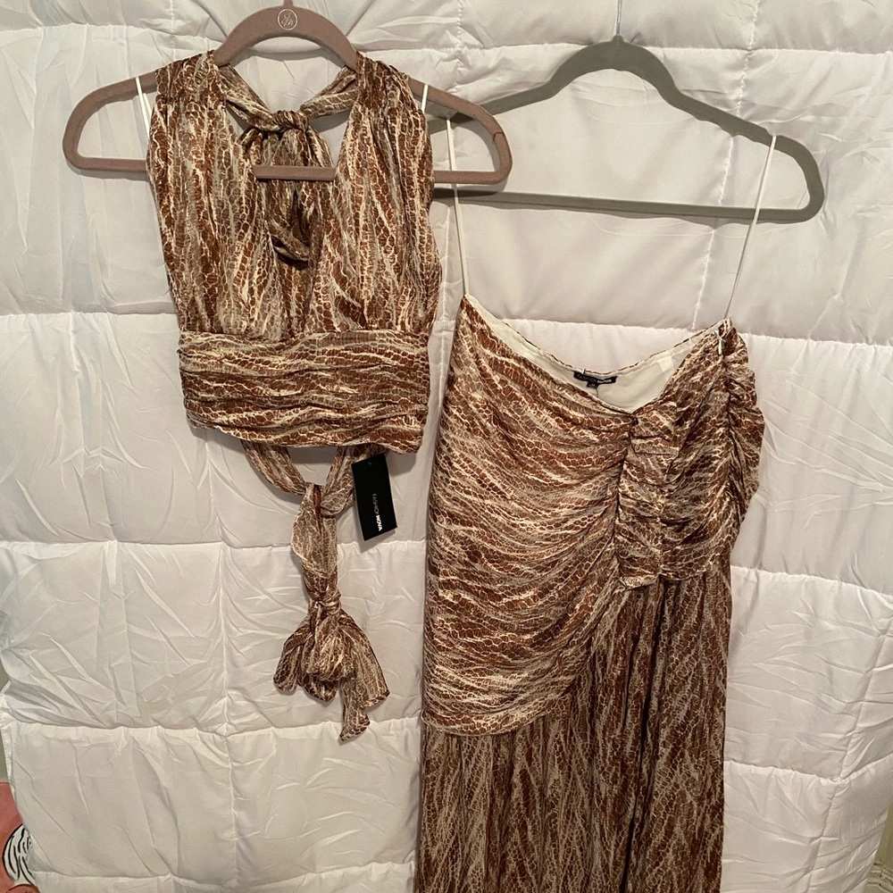 2pc Halter and maxi skirt🤞🏾🤎